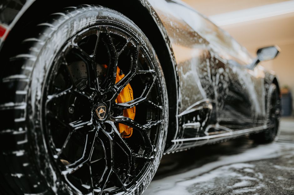 Premium car detailing and washing service in action